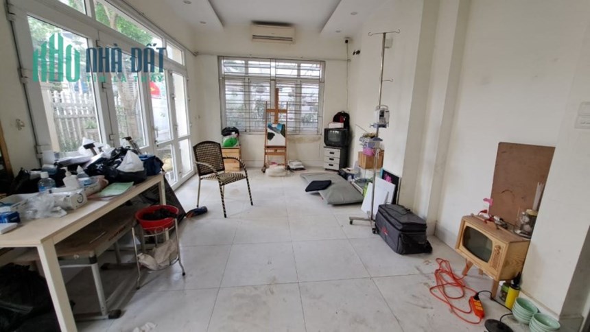 Bán ngôi nhà 158m2 phố Nghi Tàm, Tây Hồ Gara Ô tô XỊN Dòng tiền 1.5 tỷ/năm Kinh doanh đỉnh 15.2 Tỷ