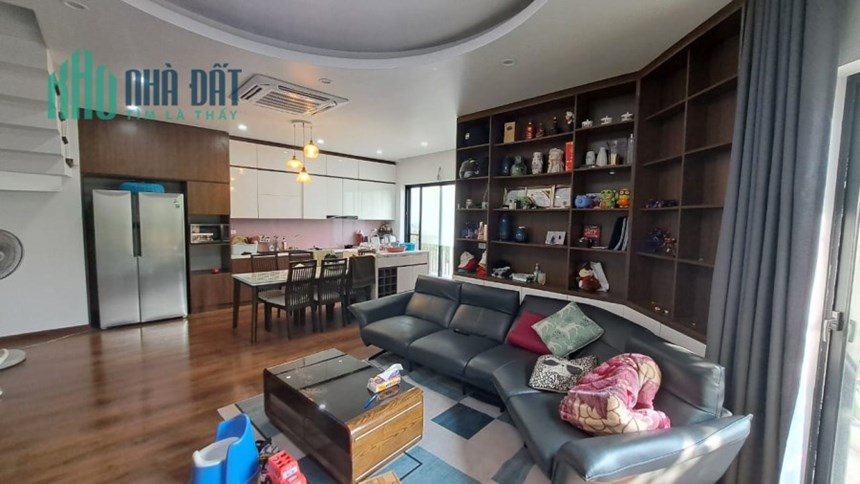 Bán căn nhà 159m2 phố Nghi Tàm, Tây Hồ Gara 2 Ô tô XỊN Dòng tiền Kinh doanh Sầm uất 15.1 Tỷ