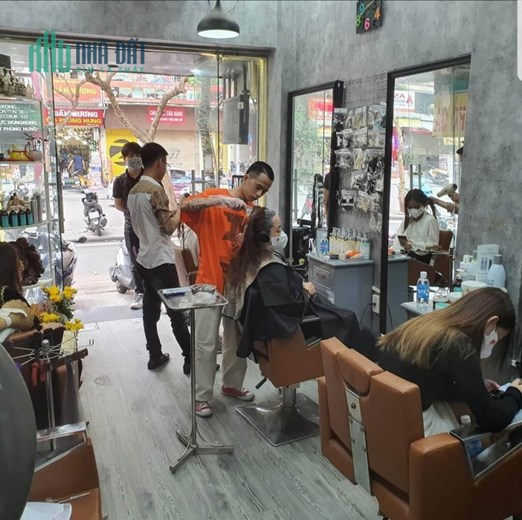 BÁN NHÀ ĐẸP KINH DOANH TỐT Ở TRUNG TÂM QUẬN GIÁ HỢP LÝ