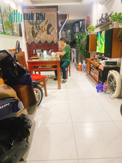 CỰC HIẾM-GẦN PHỐ-CHỦ TỰ XÂY-NGÕ THOÁNG-Ở SƯỚNG-30M2-CHỈ 2,8 TỶ