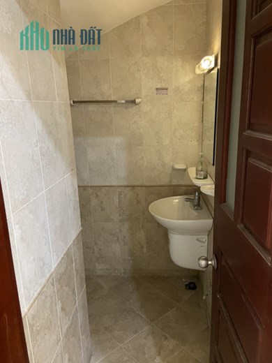 Tôi cần bán nhà 3 tầng 55m Khương Hạ-Thanh Xuân-cạnh trường THCS Nguyễn Trãi-Khương Đình giá 5,1 tỷ