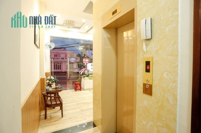 Cho thuê gấp Khách Sạn Kinh Doanh gần Hồ Xuân Hương Đà Lạt giá 37 triệu/ tháng
