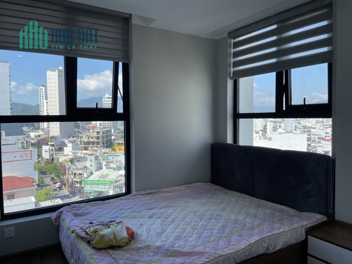 Cho thuê Căn Góc CHCC Hud Building.cách biển 400m.