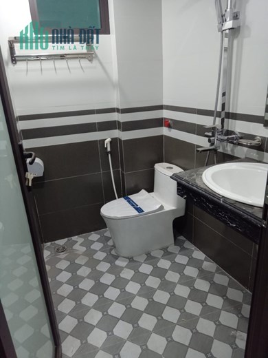 Sang tên nhanh Nhà 50m2 ngõ Miêu Nha giá 3.5 tỷ, Sđcc