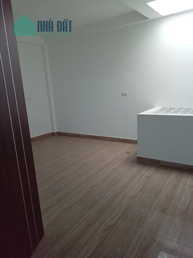 Sang tên nhanh Nhà 50m2 ngõ Miêu Nha giá 3.5 tỷ, Sđcc