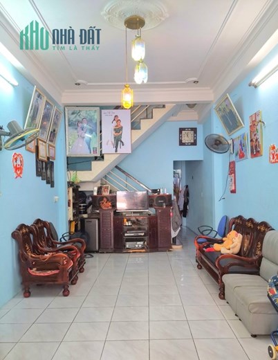 Bán nhà Hoàng Sĩ Khải Sơn Trà 2 tầng 75m2 chỉ 3,4 tỷ.
LH Mr Trung 0905243177 (Zalo).