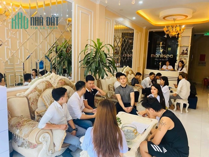 Sang nhượng Thẩm Mỹ trung tâm Hà Nội