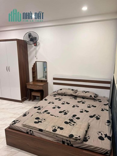 Cho thuê căn studio khép kín Trần Quốc Hoàn Thang máy cổng sau Sư Phạm Hà Nội