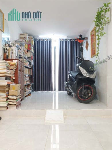 Nhà mới ( 3x16m, NH 3.7m) 2 tầng sát đường Hưng Phú P8Q8