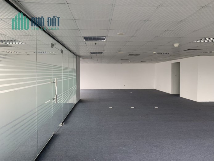 Cho thuê văn phòng logistic, đào tạo, du lịch, 250m2, 500m2 tòa Ngọc Khánh Plaza, quận Ba Đình
