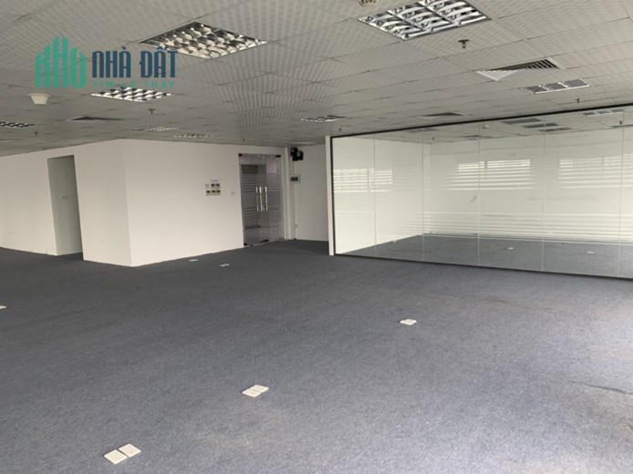 Cho thuê văn phòng logistic, đào tạo, du lịch, 250m2, 500m2 tòa Ngọc Khánh Plaza, quận Ba Đình