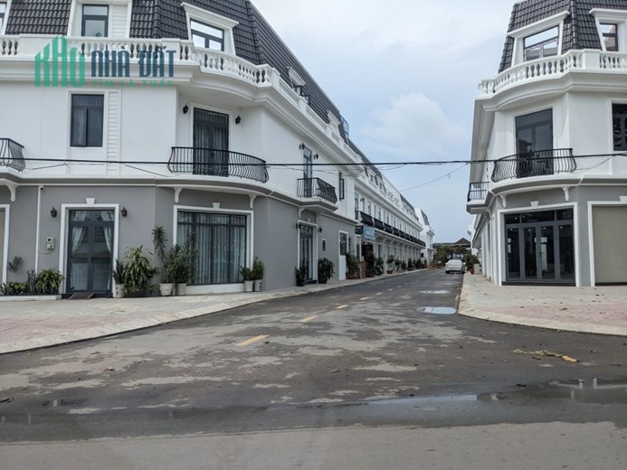 ĐẤT ĐẸP, GIÁ TỐT, CHỈ CÒN 1 LÔ