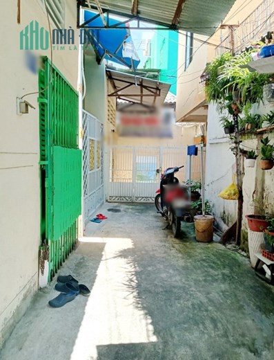 Nhà thuê hẻm 80 Trần Nguyên Hãn P13Q8 - Giá : 8.5 Triệu / Tháng