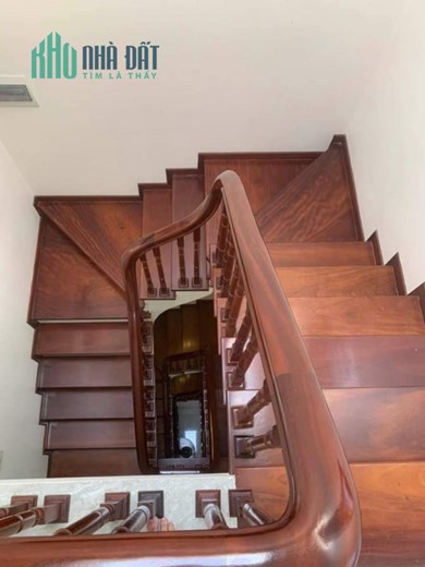 Bán ngôi nhà 129m2 phố Âu Cơ, Tây Hồ Gara 2 Ô tô tránh thông Kinh doanh siêu đỉnh 11.6 Tỷ