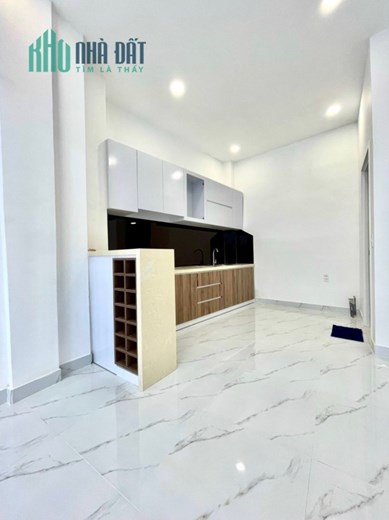 Nhà mới 2 tầng Âu Dương Lân Phường 3 Quận 8 - Giá 4 Tỷ 2