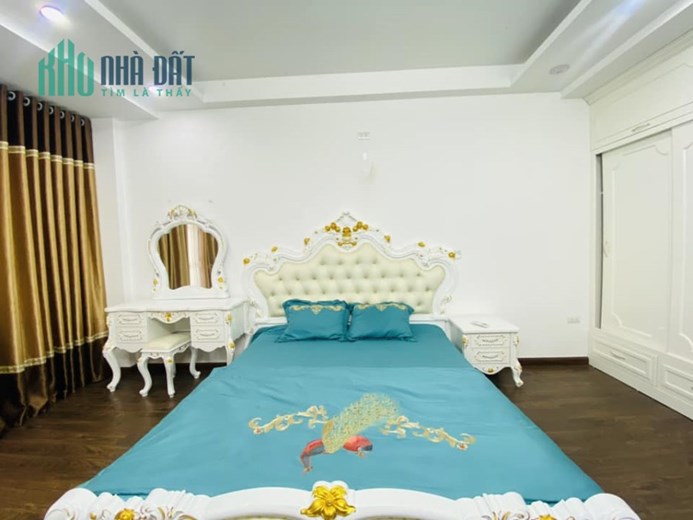 BÁN NHÀ CHÙA BỘC  DT46 M2 X4T,CỰC ĐẸP,Ở LUÔN,GIÁ 5,9 TỶ