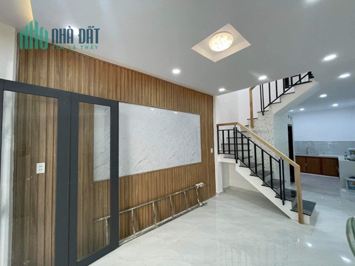 ĐINH TIÊN HOÀNG P1 BÌNH THẠNH GẦN CẦU BÔNG - 40M2 - GIÁ CHỈ 4.95 TỶ