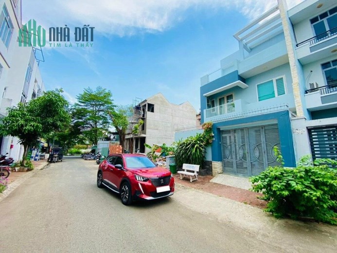 Rẻ nhất KDC Nam Long gần The Global City, bán thấp hơn giá đất 3 tỉ có nhà 3 tầng hoàn công đầy đủ.