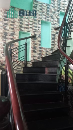 NHÀ MẶT TIỀN  SÁT TRẦN NÃO  12 TỶ NAY GIẢM CÒN 9.8Tỷ
