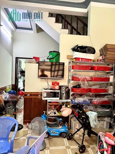 Bán Nhà HXT Thông Trần Thái Tông, Tân Bình, 40m2, 3 Tầng, Chỉ 5 Tỷ Thương Lượng.