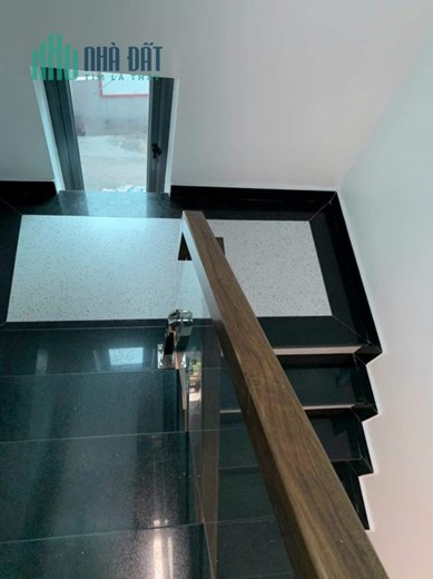 Bán nhà xây mới độc lập phố Chu Văn An, 50m x 4 tầng, lô góc, GIÁ 4.1 tỉ