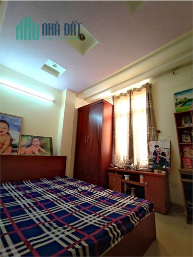 Bán nhà 154 Ngọc Lâm phố ẩm thực 33m2, 5 tầng, mt 6m, ô tô, kinh doanh 4.25 tỷ