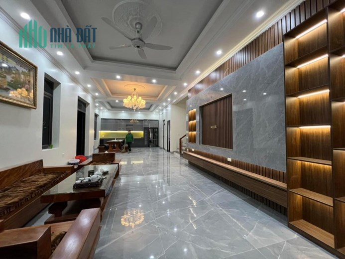 Bán gấp! Bán gấp! Siêu phẩm lô góc quận Hai Bà Trưng, 59m2, giá 9.7 tỷ, dọn về ở ngay.