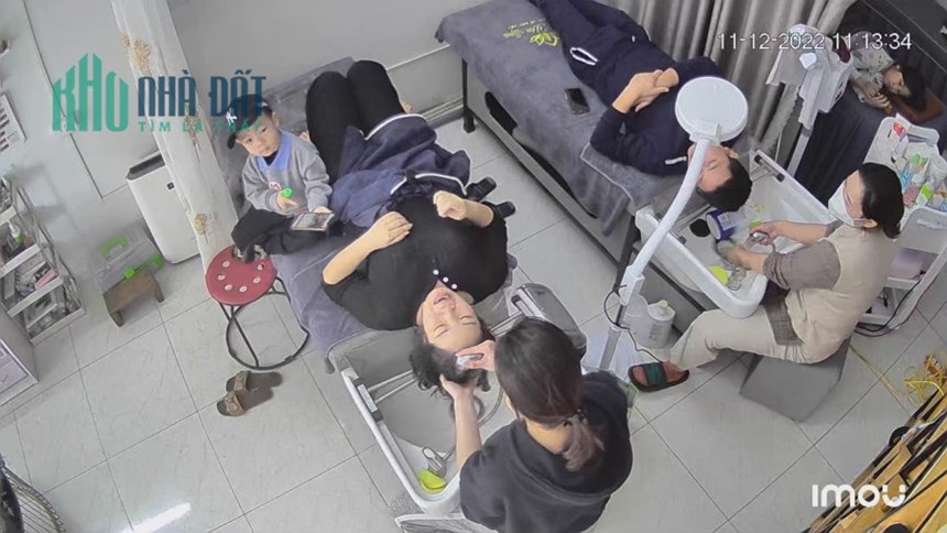 SANG NHƯỢNG CỬA HÀNG SPA – NAIL – MI – PHUN XĂM