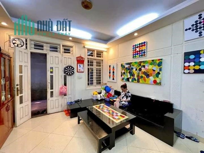 BÁN NHÀ ĐẸP 5 TẦNG PHỐ TRẦN QUÝ CÁP ÔTÔ ĐẬU CỔNG NHÀ THÔNG RA NHIỀU TUYẾN PHỐ LỚN - NGÔ SĨ LIÊN -