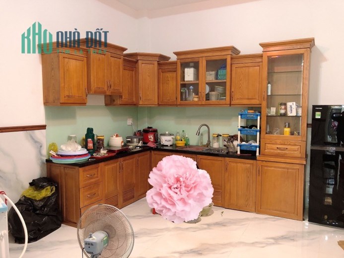 Nhà Mã Lò, Bình Tân, 4.5x17x 4 Tầng, Hẻm ô Tô, Kinh Doanh Cực Tốt, Chỉ 4.9 Tỷ
