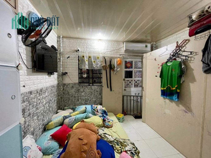 CHỈ CẦN 2 TỶ CÓ NHÀ ÂU CƠ TRUNG TÂM QUẬN 11N- 2 TẦNG - 17M2