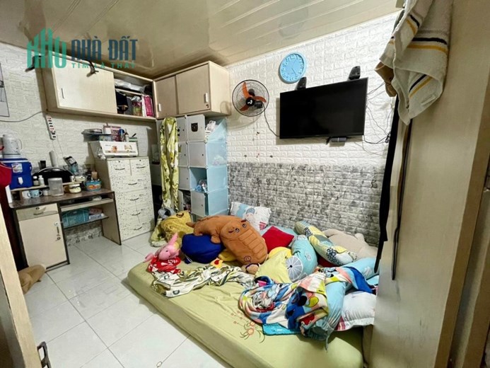 CHỈ CẦN 2 TỶ CÓ NHÀ ÂU CƠ TRUNG TÂM QUẬN 11N- 2 TẦNG - 17M2