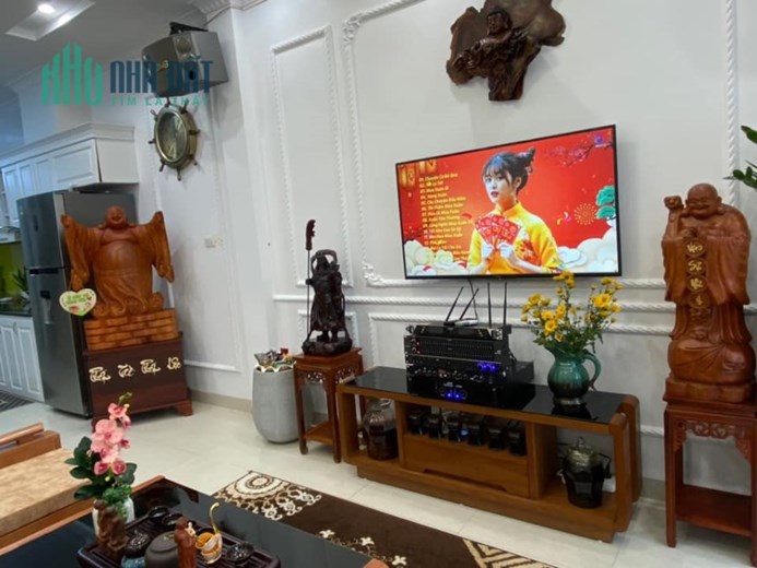 Bán ngôi nhà 127m2 phố Âu Cơ, Tây Hồ Gara 2 Ô tô thông Kinh doanh tốt 11.6 Tỷ