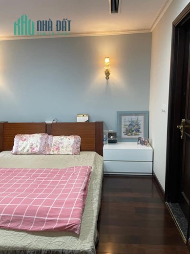 Bán căn nhà 126m2 phố Âu Cơ, Tây Hồ Gara Ô tô tránh Ngõ thông Kinh doanh siêu tốt 11.3 Tỷ