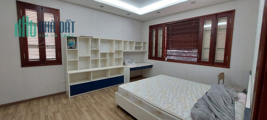 CHO THUÊ BIỆT THỰ, VIỆT HƯNG, LONG BIÊN 200M2 * 3,5 TẦNG * FULL NỘI THẤT