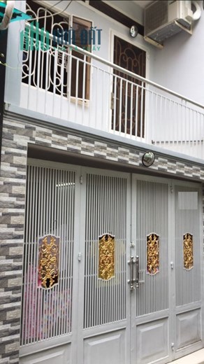 Bán nhà cũ mặt tiền giá rẻ 35m2 đối diện bệnh viện lớn 175  nhĩnh 3 tỷ