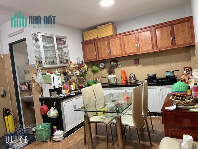 Bán Nhà XHX  ĐHT 06,Q12 -100m2 -2 Tầng -Nhỉnh 4 tỷ LH 0902160655