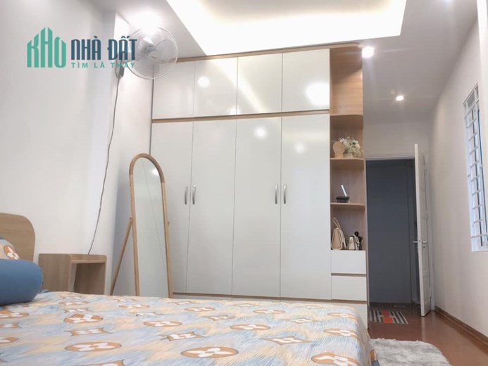 Bán căn nhà 126m2 phố Âu Cơ, Tây Hồ Gara Ô tô 29 chỗ Ngõ thông Kinh doanh đắc địa 11.4 Tỷ