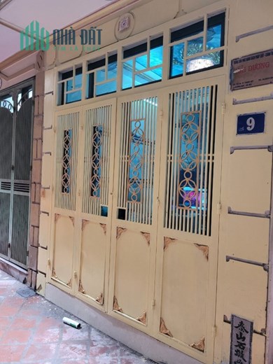 NHà riêng lô góc , Hoàng mai , DTSD  100m2  T1  khách , T2,3 ngủ +wc, T4 thớ+sân phơi,, chủ giảm