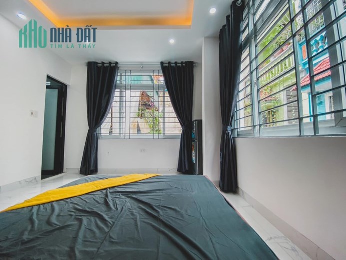 Bán căn nhà 62m2 phố Nghi Tàm, Tây Hồ Gara 2 Ô tô tránh Dân xây Kinh doanh tốt 11.5 Tỷ