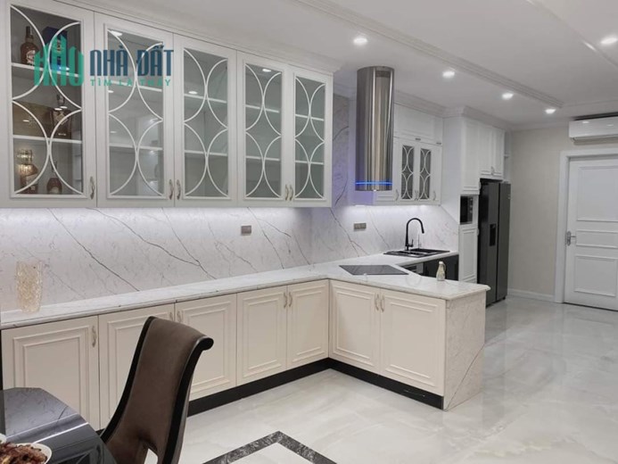 Bán ngôi nhà 65m2 phố Nghi Tàm, Tây Hồ Gara 3 Ô tô tránh Dân xây Kinh doanh vô địch 11.6 Tỷ