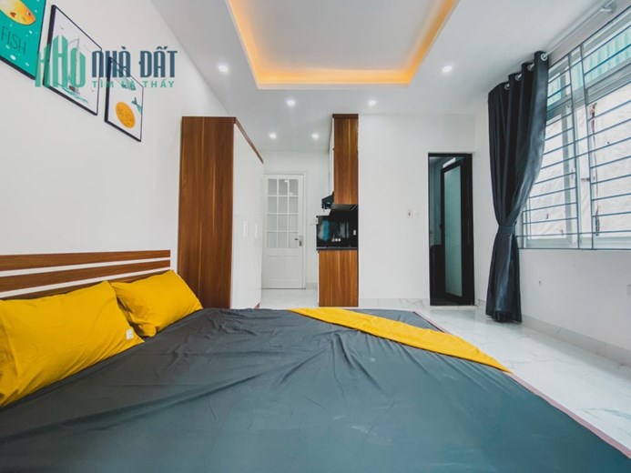 Bán ngôi nhà 64m2 phố Nghi Tàm, Tây Hồ Gara Ô tô tránh 6 phòng ngủ Kinh doanh tốt 11.5 Tỷ