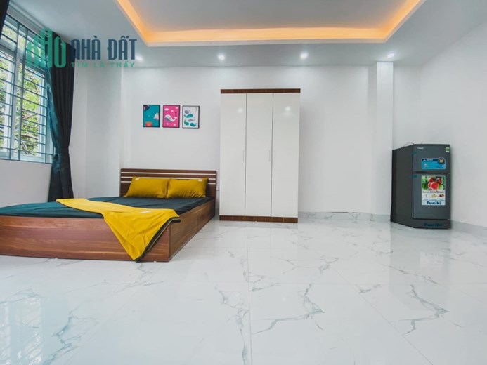 Bán ngôi nhà 64m2 phố Nghi Tàm, Tây Hồ Gara Ô tô tránh 6 ngủ Kinh doanh tốt 11.7 Tỷ
