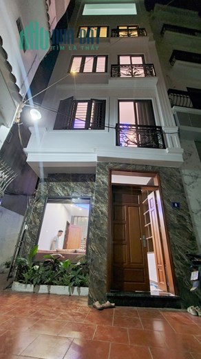 BÁN NHÀ NGÕ 323 XUÂN ĐỈNH 5 TẦNG 40M LÔ GÓC 4 PHÒNG NGỦ TẶNG NỘI THẤT NHƯ HÌNH 100% GIÁ HƠN 4 TỶ