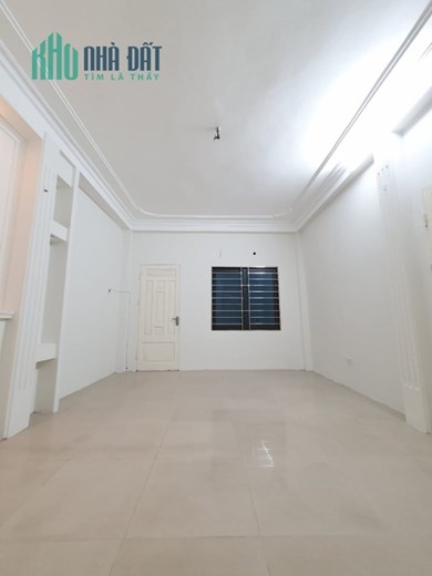 Bán gấp nhà phố Vũ Ngọc Phan 65m 4Tg MT 3,6m chỉ 5,5 tỷ.