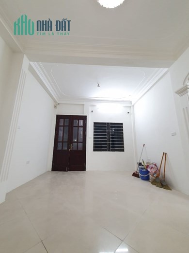 Bán gấp nhà phố Vũ Ngọc Phan 65m 4Tg MT 3,6m chỉ 5,5 tỷ.