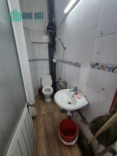 BÁN NHÀ HOÀNG MAI, NGÕ 3 GÁC ĐỖ CỬA - 21M - 3 NGỦ - SỔ ĐỎ RIÊNG - DƯỚI 2 TỶ