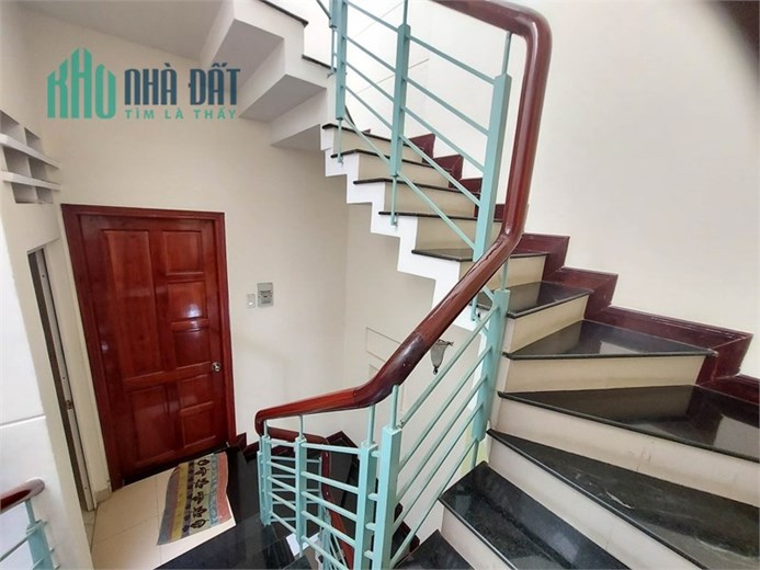 NHÀ KHU VIP NGUYỄN CỬU VÂN BÌNH THẠNH - 143M2 - 4 TẦNG - NGANG 8M - CHỈ 32 TỶ NHỈNH