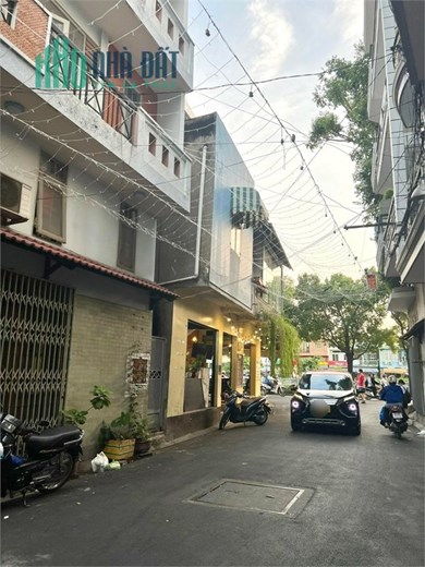 TRƯỜNG SA PHÚ NHUẬN - HẺM XE TẢI - 54M2 -ngang 4.3m - CHỈ 7 TỶ NHỈNH