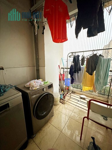 Chung cư đường Nguyễn Ngọc Vũ, tầng trung, view đẹp, 3PN, 3.4 tỷ